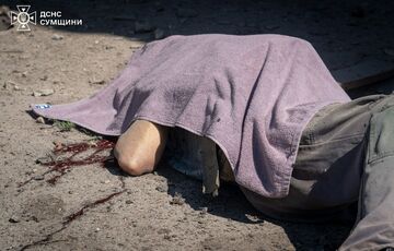 Рятувальники показали наслідки російського обстрілу Сумської області Рятувальники показали наслідки російського обстрілу Сумської області