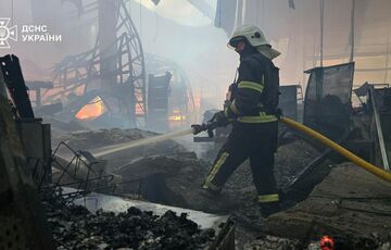 Удар по ”Епіцентру”: скільки людей було всередині, покажуть камери відеоспостереження