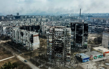 Окупанти раптово дозволили виїжджати з Маріуполя у бік Запоріжжя