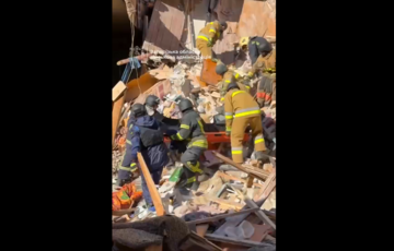 В Запорожье из-под завалов извлекли тело второго погибшего человека: кадры