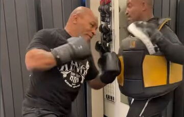 Майк Тайсон показал первую тренировку перед боем с Джейком Полом