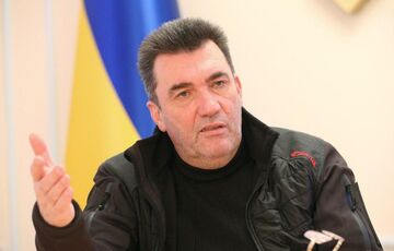Данілов: у РФ вже недостатньо сил для здійснення атак на декількох фронтах  Данілов: у РФ вже недостатньо сил для здійснення атак на декількох фронтах