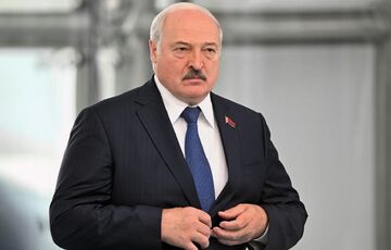Лукашенко вибухнув погрозами на адресу Європи, пообіцявши ”ядерні та атомні бомби” Лукашенко вибухнув погрозами на адресу Європи, пообіцявши ”ядерні та атомні бомби”