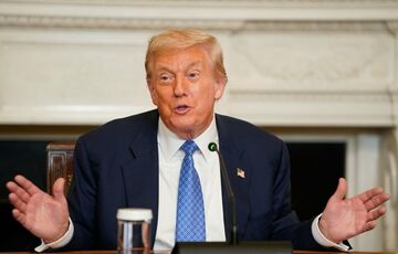 Трамп заявил, что встретится с Путиным на Аляске на следующей неделе