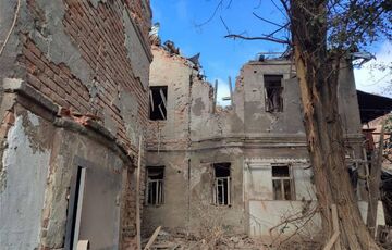 Россия ударила по Харькову ракетой С-300: известно о ”прилете” в центре города Россия ударила по Харькову ракетой С-300: известно о ”прилете” в центре города