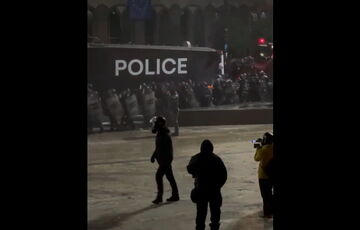 У Тбілісі на протестах затримано понад 40 людей, побито журналістів: фото