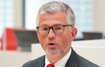 Незважаючи на війну, німці вважають росіян ”великою нацією”, - Мельник Незважаючи на війну, німці вважають росіян ”великою нацією”, - Мельник