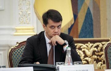 У ”слуг народа” может не хватить голосов за отставку Разумкова – нардеп  У ”слуг народа” может не хватить голосов за отставку Разумкова – нардеп
