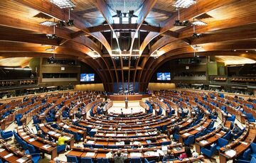 На заседании ПАСЕ признали Путина диктатором, а Россию – диктатурой