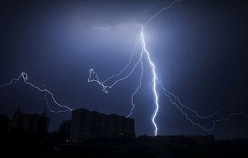 Нова грозова хвиля: прогноз погоди в Україні