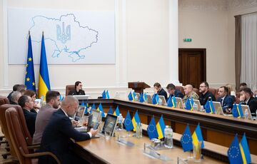 В правительстве разрешили выезд за границу мужчинам в возрасте 18-22 лет