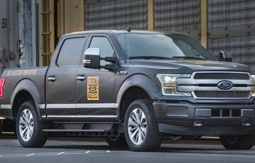 Ford презентует свой первый электрический пикап Ford презентует свой первый электрический пикап