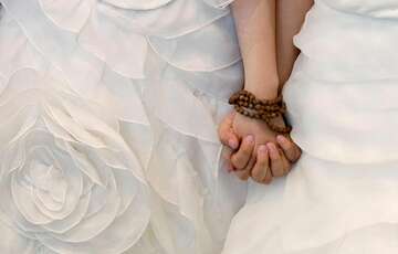 В Украине впервые заключили однополый ”брак” (ВИДЕО)