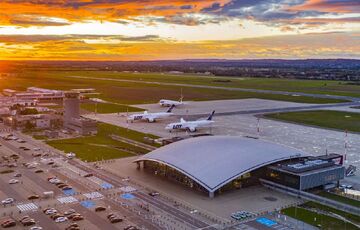 Авіакомпанія у Польщі відкрила прямий рейс від українського кордону до Нью-Йорка