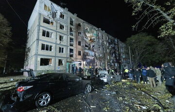 Россия ударила КАБом по жилому дому в Харькове: 12 раненых, среди них ребенок