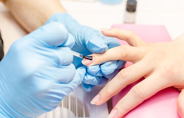 Зимний маникюр: главные тренды