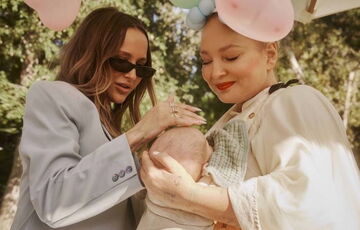 Австралийская певица Сиа стала мамой: фото