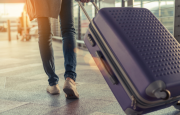 Кто из мужчин может выехать из Украины: какие документы нужны