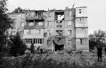 Окупанти обстріляли Кам'янку: п'ятеро загиблих, зокрема двоє дітей Окупанти обстріляли Кам'янку: п'ятеро загиблих, зокрема двоє дітей