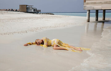 ”Або працюєш ти - або хтось інший”: українка Анна Гомонова знялася для світового глянцю - ФОТО