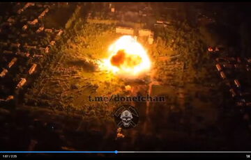 У мережі показали кадри вибуху на складі боєприпасів в окупованій Макіївці