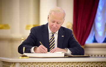 Джо Байдену удалили раковую опухоль: детали