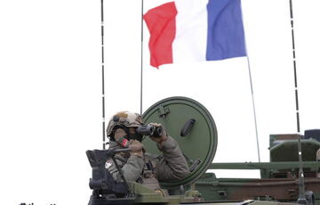 Франція відправить в Україну своїх військових інструкторів