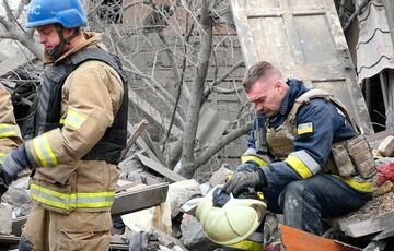 Кількість жертв ракетного удару по Києву зросла до 13