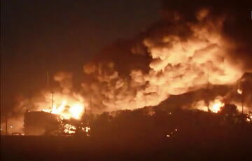 У Пролетарську на нафтобазі вибухнула ще одна цистерна: відео