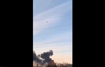 Украина атаковала дронами сразу три НПЗ в России, - СМИ Украина атаковала дронами сразу три НПЗ в России, - СМИ