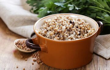 Эксперт спрогнозировал, как изменится цена на гречку до конца года