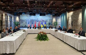 Украинская делегация прокомментировала переговоры с США и Турцией Украинская делегация прокомментировала переговоры с США и Турцией