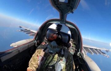 ЗМІ: два українські пілоти прибули до США для навчання на симуляторі F-16 ЗМІ: два українські пілоти прибули до США для навчання на симуляторі F-16