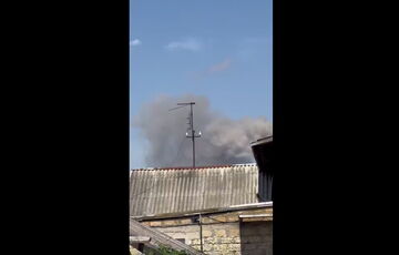 У мережі повідомляють про прильоти по аеродрому в Криму: відео