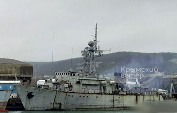 В Севастополе оккупанты режут на металл знаменитый тральщик ”Черкассы” и корабль ВМСУ ”Луцк”