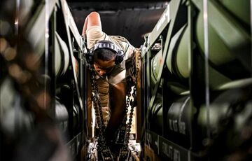 Пентагон не располагает доказательствами хищения оружия, поставленного в Украину Пентагон не располагает доказательствами хищения оружия, поставленного в Украину