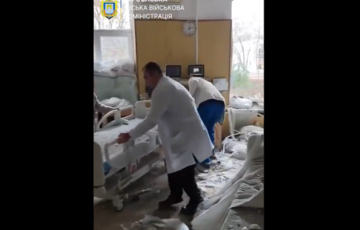 Россияне атаковали больницу в Херсоне: ранены две медсестры