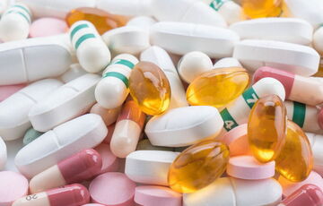Стало відомо, які ліки подешевшають із 1 березня: список