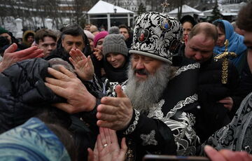 Суд не зміг винести запобіжний захід митрополиту Павлу