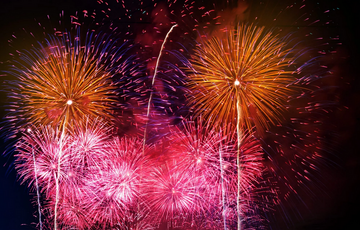 Зеленський підписав закон про заборону продажу та використання феєрверків