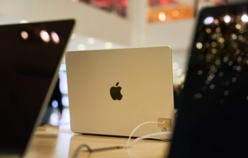 Apple готовит свой первый MacBook с сенсорным экраном Apple готовит свой первый MacBook с сенсорным экраном