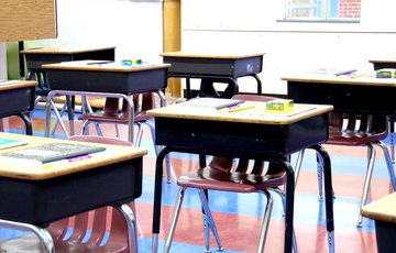 Вчителі-колаборанти з Мелітополя тікають зі шкіл