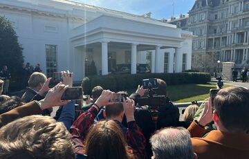 Зеленский дал первый комментарий после того, как переговоры с Трампом сорвались