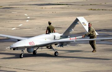 В Турции рассказали, будут ли продавать Байрактары России