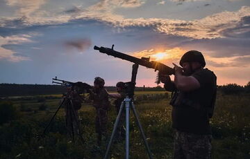 Британська розвідка повідомляє про значні військові операції на півдні та сході Британська розвідка повідомляє про значні військові операції на півдні та сході