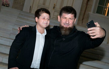 15-летний сын Кадырова избил узника грозненского СИЗО