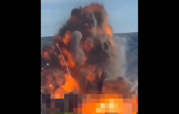 Удар по складам боеприпасов 126-й бригады береговой обороны ЧФ РФ в Крыму нанесли дроны СБУ Удар по складам боеприпасов 126-й бригады береговой обороны ЧФ РФ в Крыму нанесли дроны СБУ