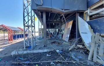  Зеленский отреагировал на массированный обстрел Херсона