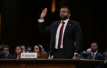 Кандидат Трампа на посаду директора ФБР отримував зарплату від російського режисера зі зв'язками у Кремлі