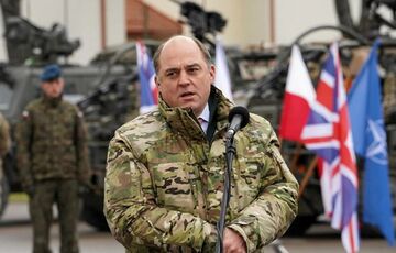 Уоллес призвал Шольца передать Украине ракеты Taurus из-за удара по Грозе